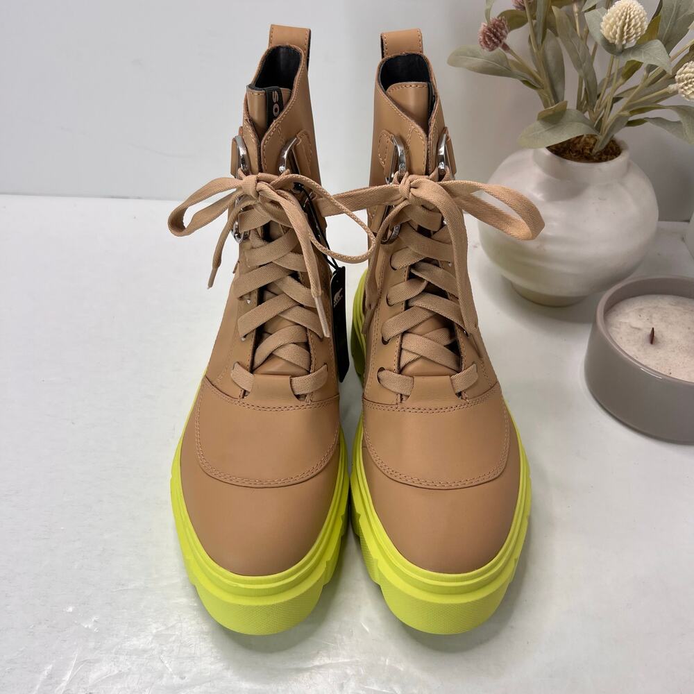 Sorel Caribou X Lace Waterproof Boot Tan/Yellow NL5015-262 Women 9 Tried On - Picture 5 of 10